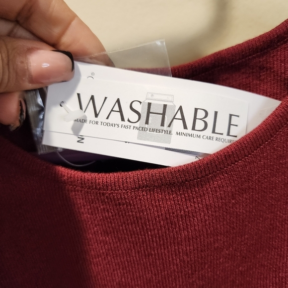 NORTONSTUDIO Burgundy Stripes Sleevesless Acrylic Top size L - Picture 2 of 11